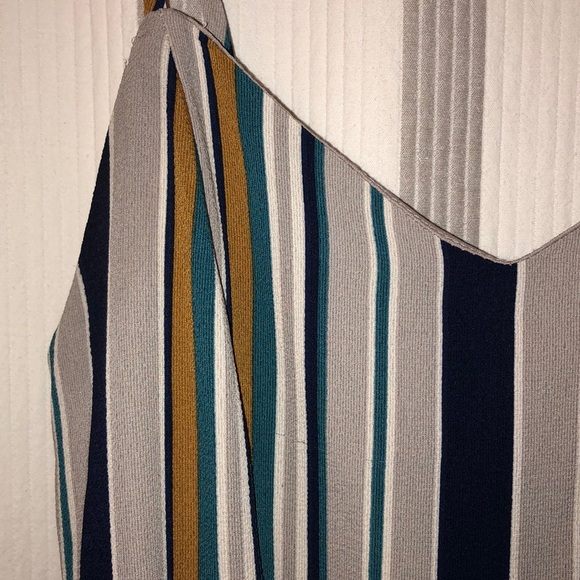 Stripped Jumpsuit - Picture 5 of 9